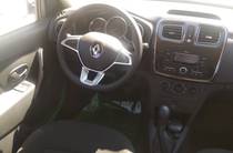 Renault Logan Life+