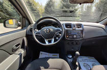 Renault Logan Life+