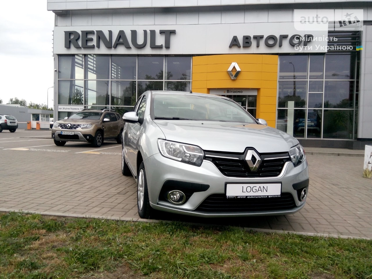 Renault Logan Life+