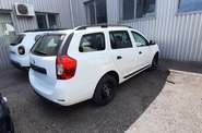 Renault Logan Life+