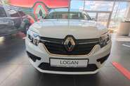 Renault Logan Life+