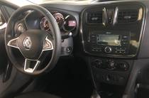 Renault Logan Life+