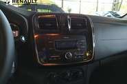 Renault Logan Life+