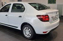 Renault Logan Life+