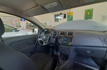 Renault Logan Life+