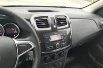 Renault Logan Life+