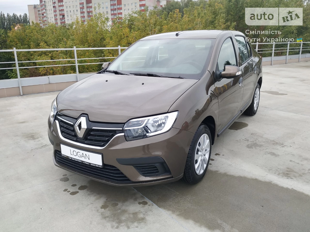 Renault Logan Life+