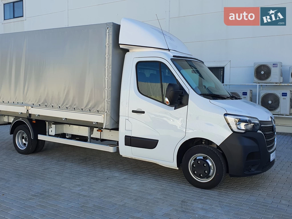 Renault Master Base