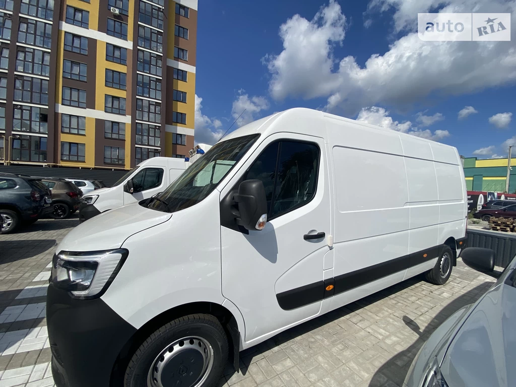 Renault Master Base