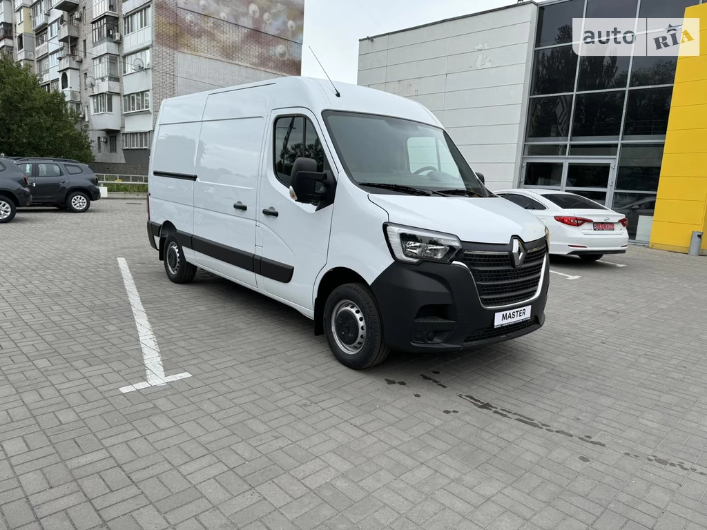 Renault Master Base