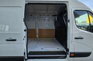 Renault Master Base