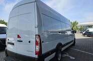 Renault Master Base