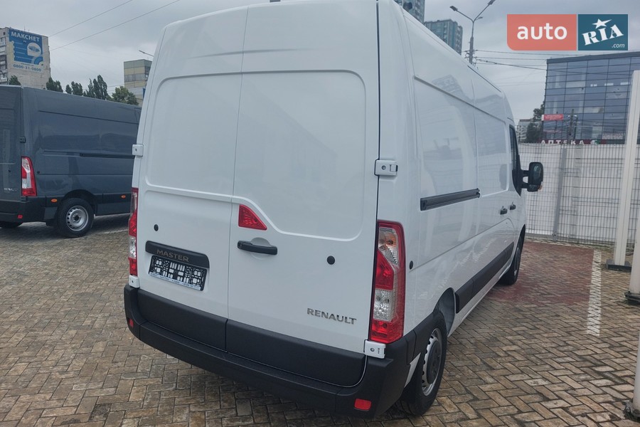 Renault Master - фото 5