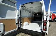 Renault Master - фото 10