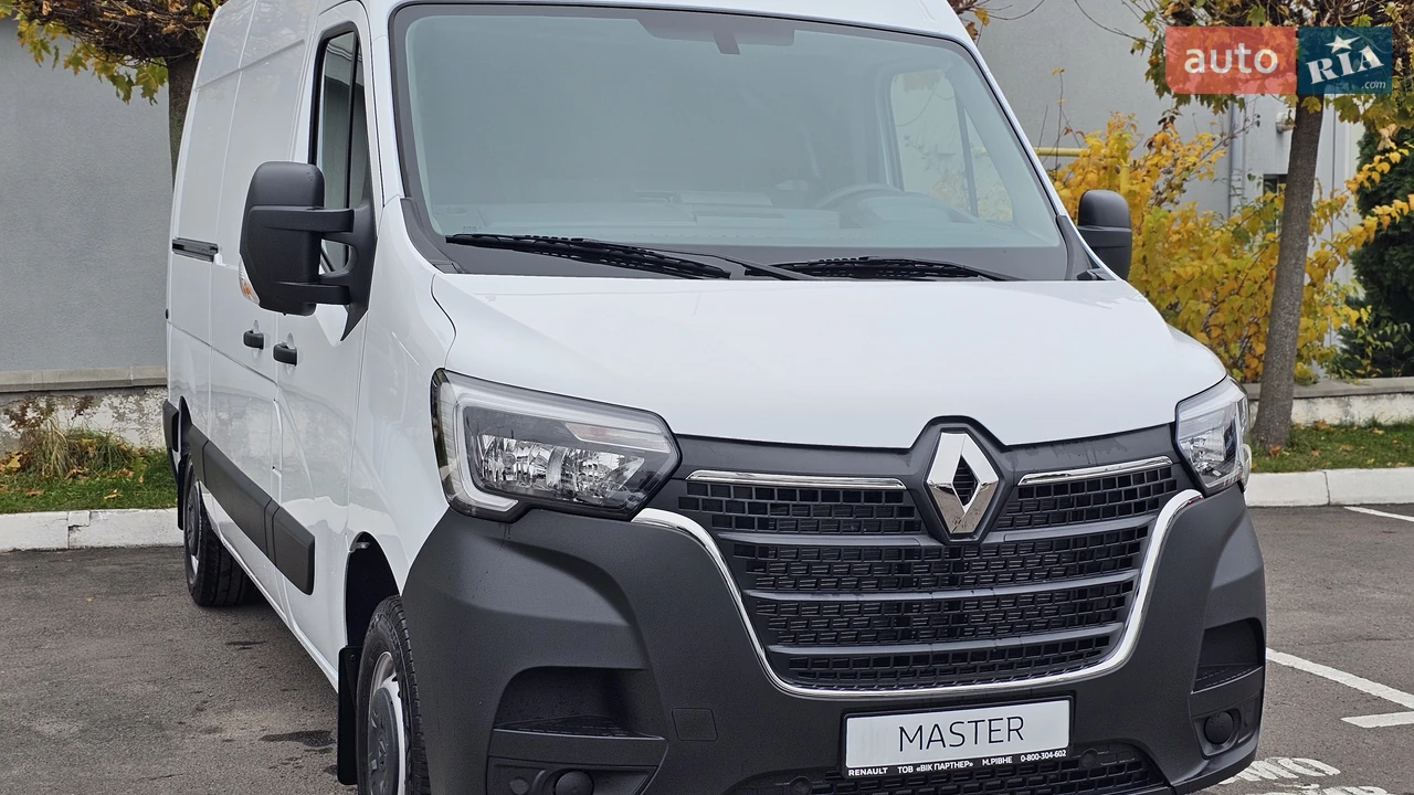 Renault Master Base