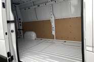 Renault Master - фото 10