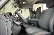 Renault Master Base