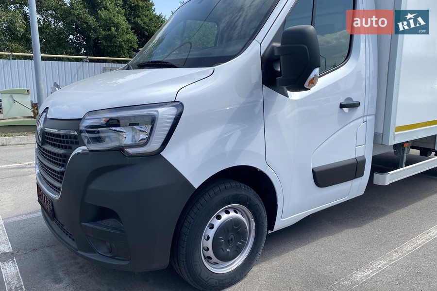 Renault Master - фото 6