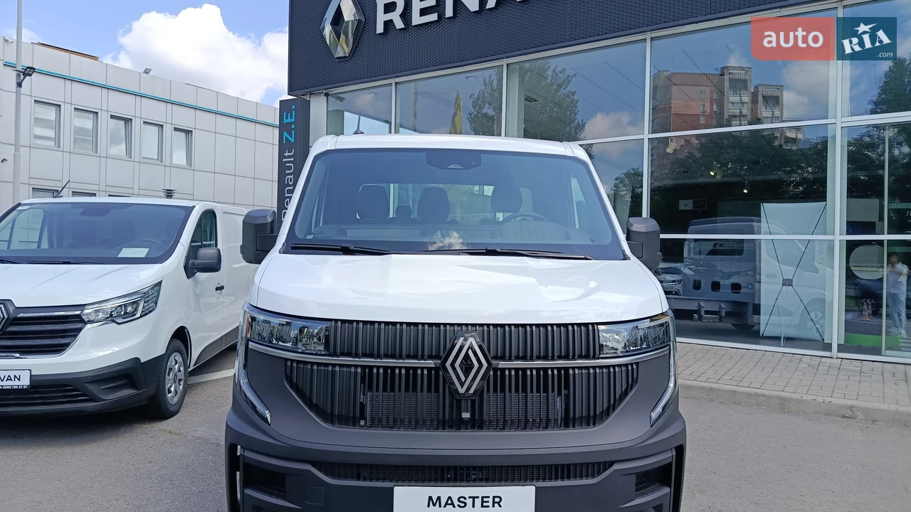 Renault-8