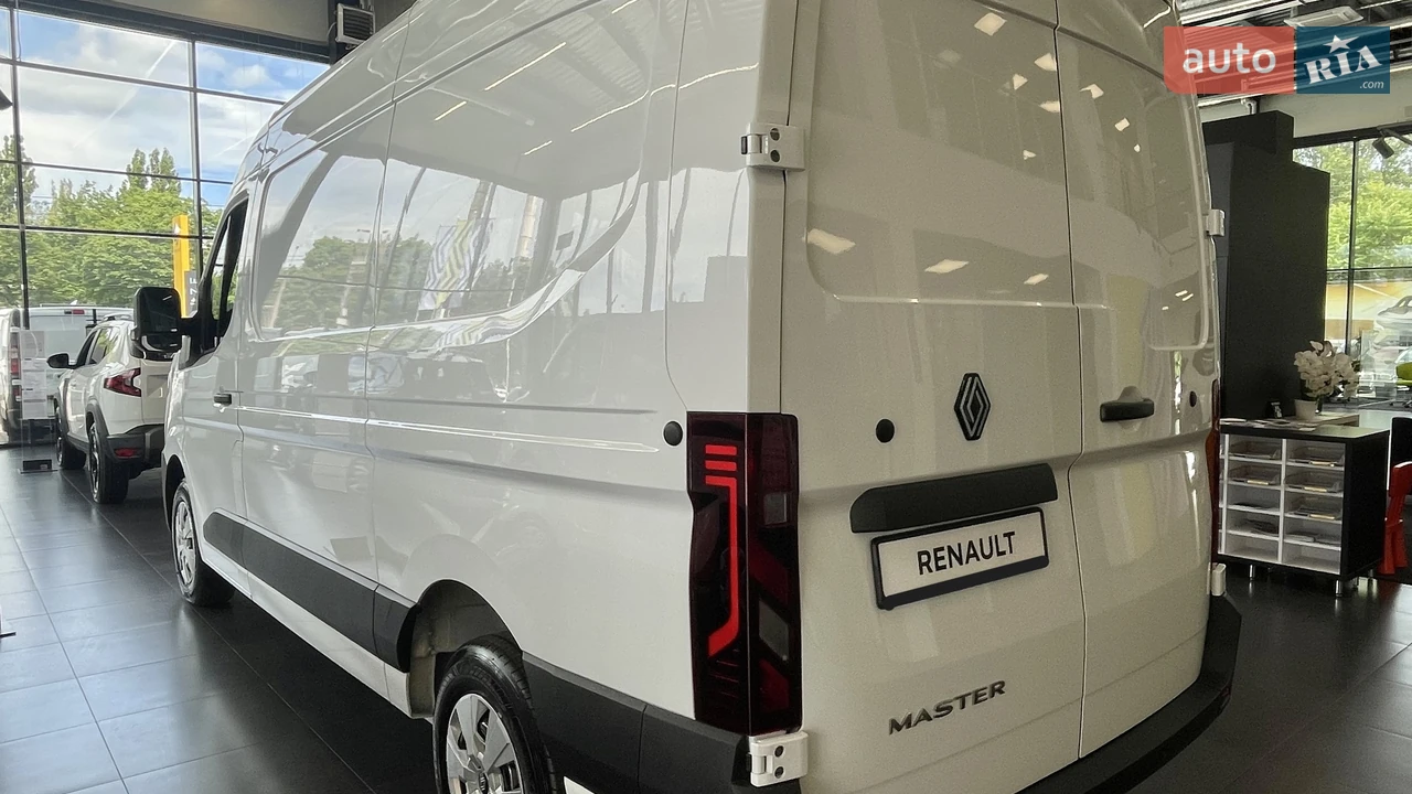 Renault-9