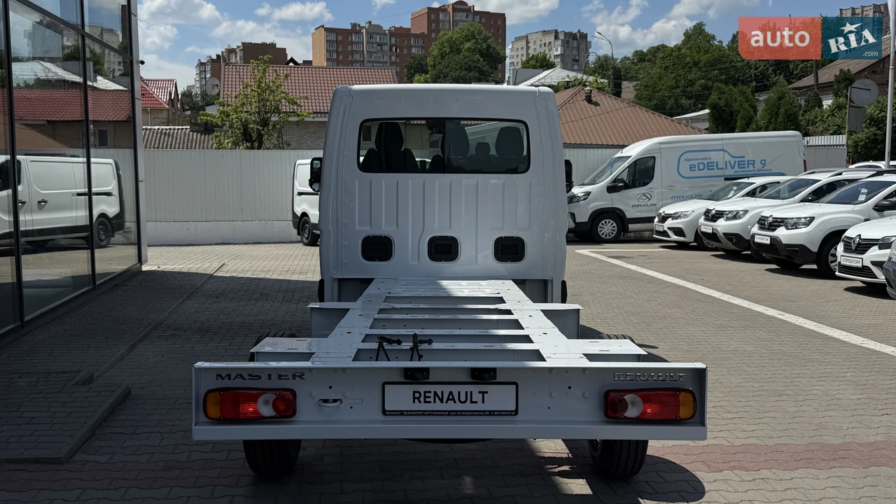 Renault-8