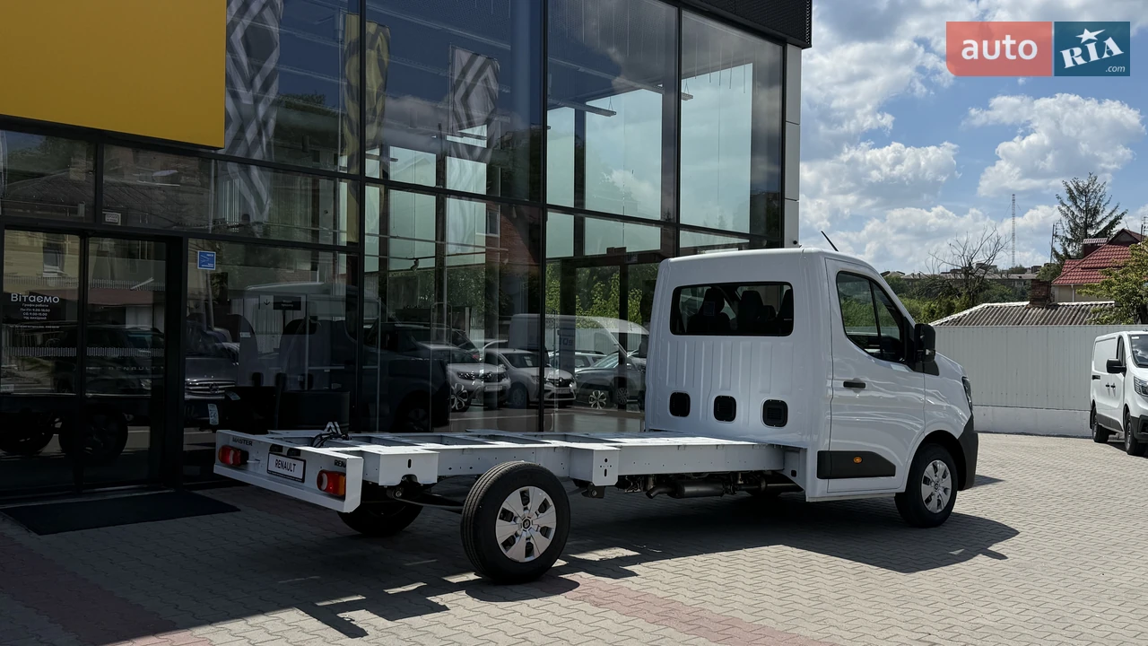 Renault-9