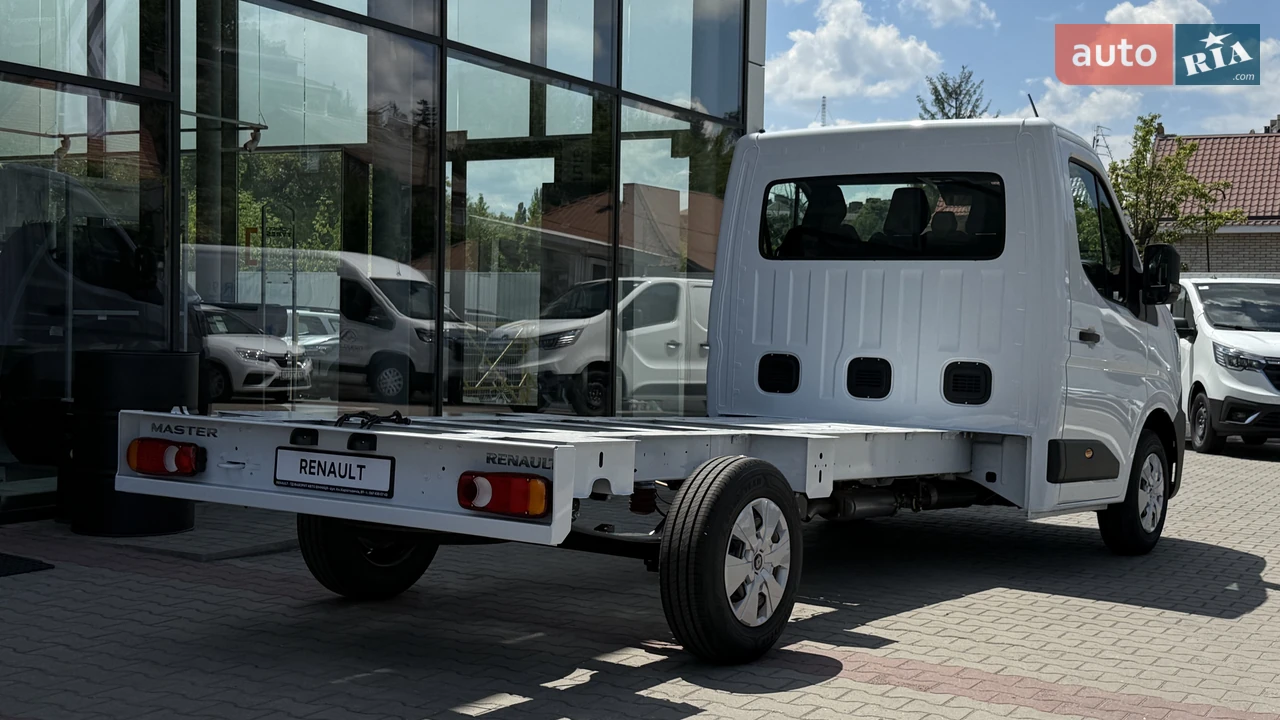 Renault-23
