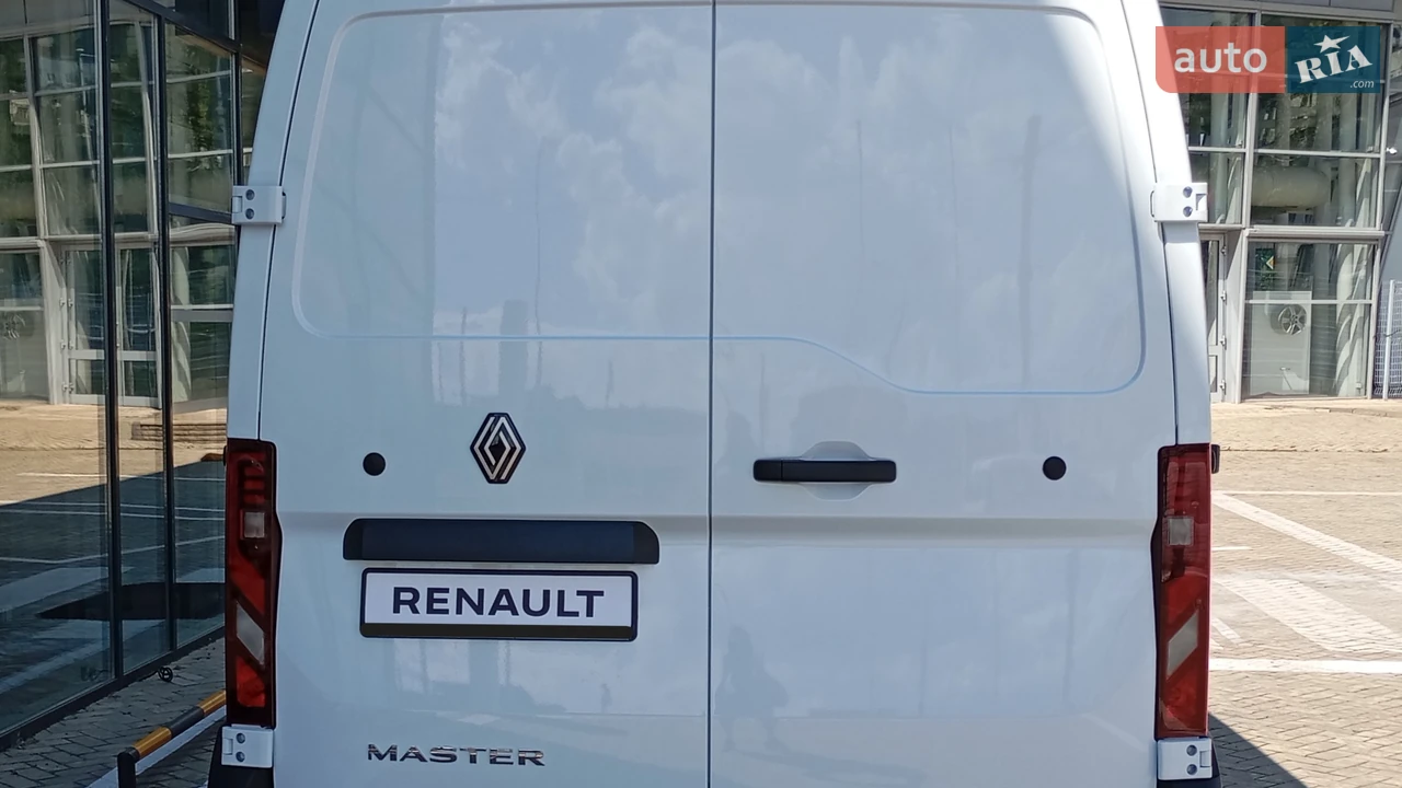 Renault-37
