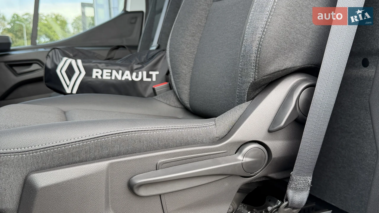 Renault-24