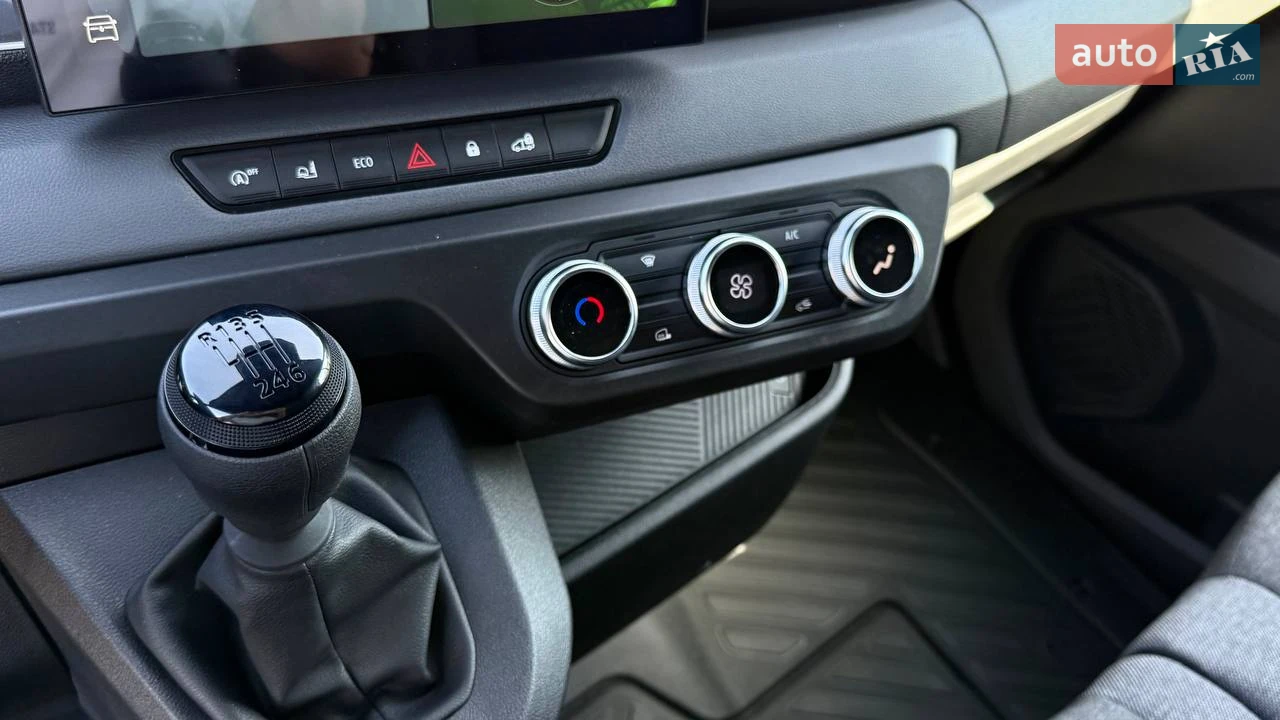 Renault-20