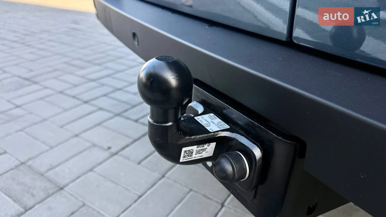 Renault-0