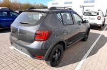 Renault Sandero StepWay Ultramarine