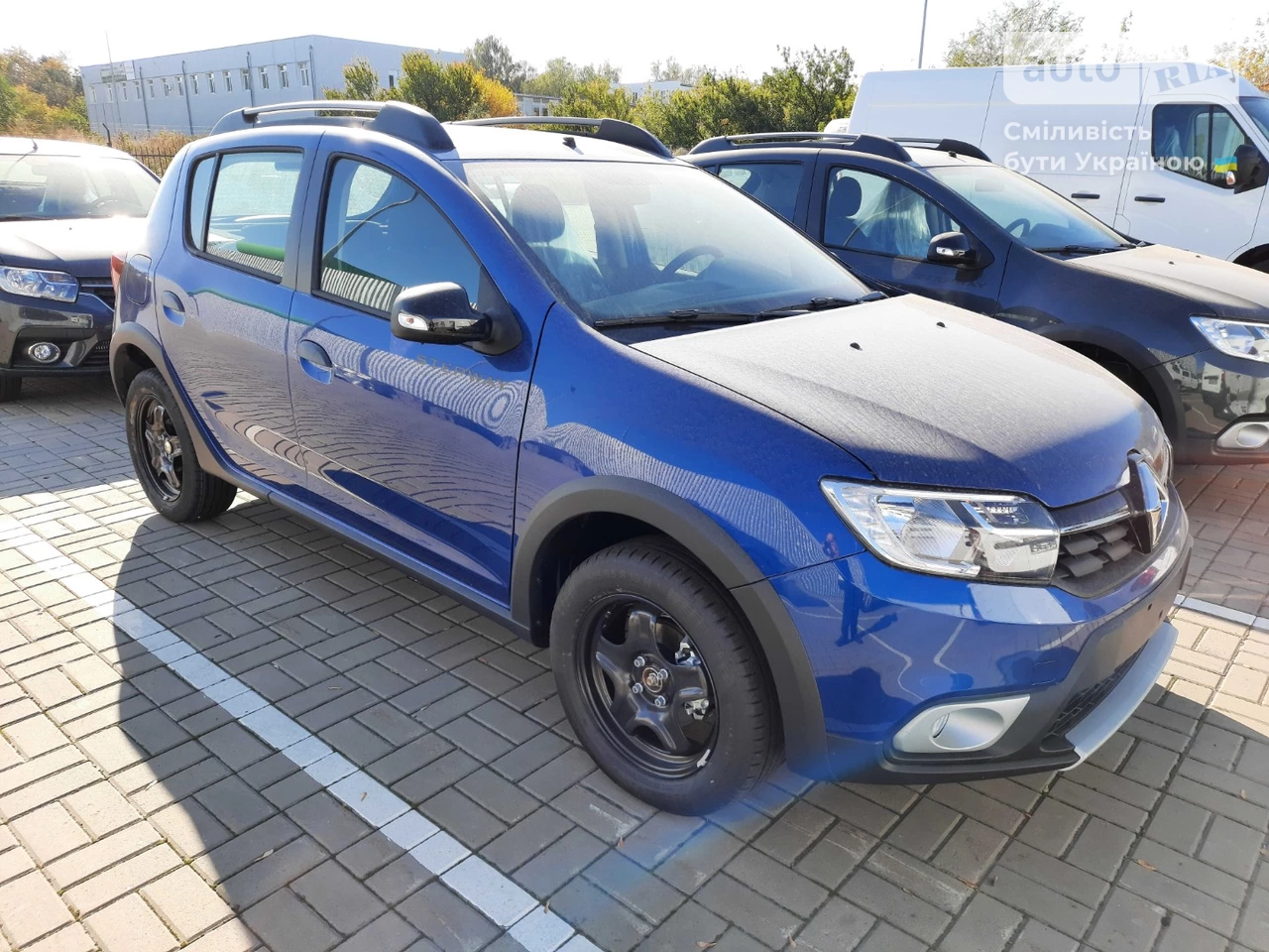 Renault Sandero StepWay Ultramarine