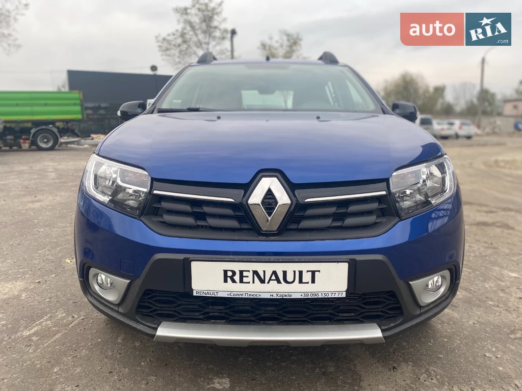 Renault Sandero StepWay Ultramarine