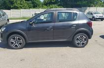 Renault Sandero StepWay Ultramarine