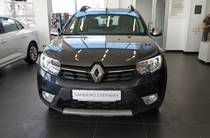 Renault Sandero StepWay Ultramarine