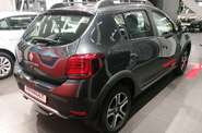 Renault Sandero StepWay Ultramarine