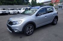 Renault Sandero StepWay Ultramarine