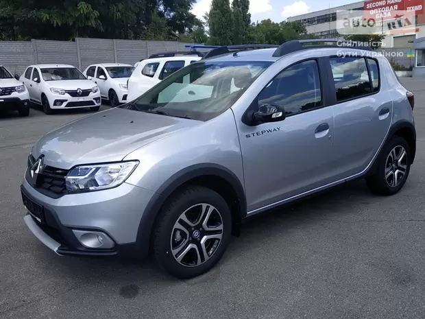 Renault Sandero StepWay Ultramarine