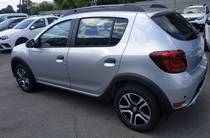 Renault Sandero StepWay Ultramarine