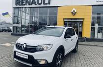 Renault Sandero StepWay Ultramarine