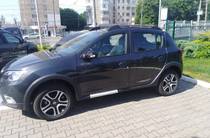 Renault Sandero StepWay Ultramarine