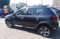 Renault Sandero StepWay Ultramarine