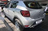 Renault Sandero StepWay Base