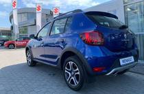 Renault Sandero StepWay Ultramarine