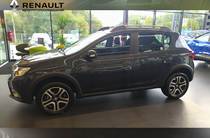 Renault Sandero StepWay Ultramarine