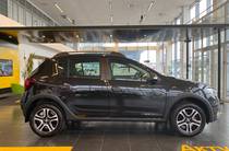 Renault Sandero StepWay Ultramarine