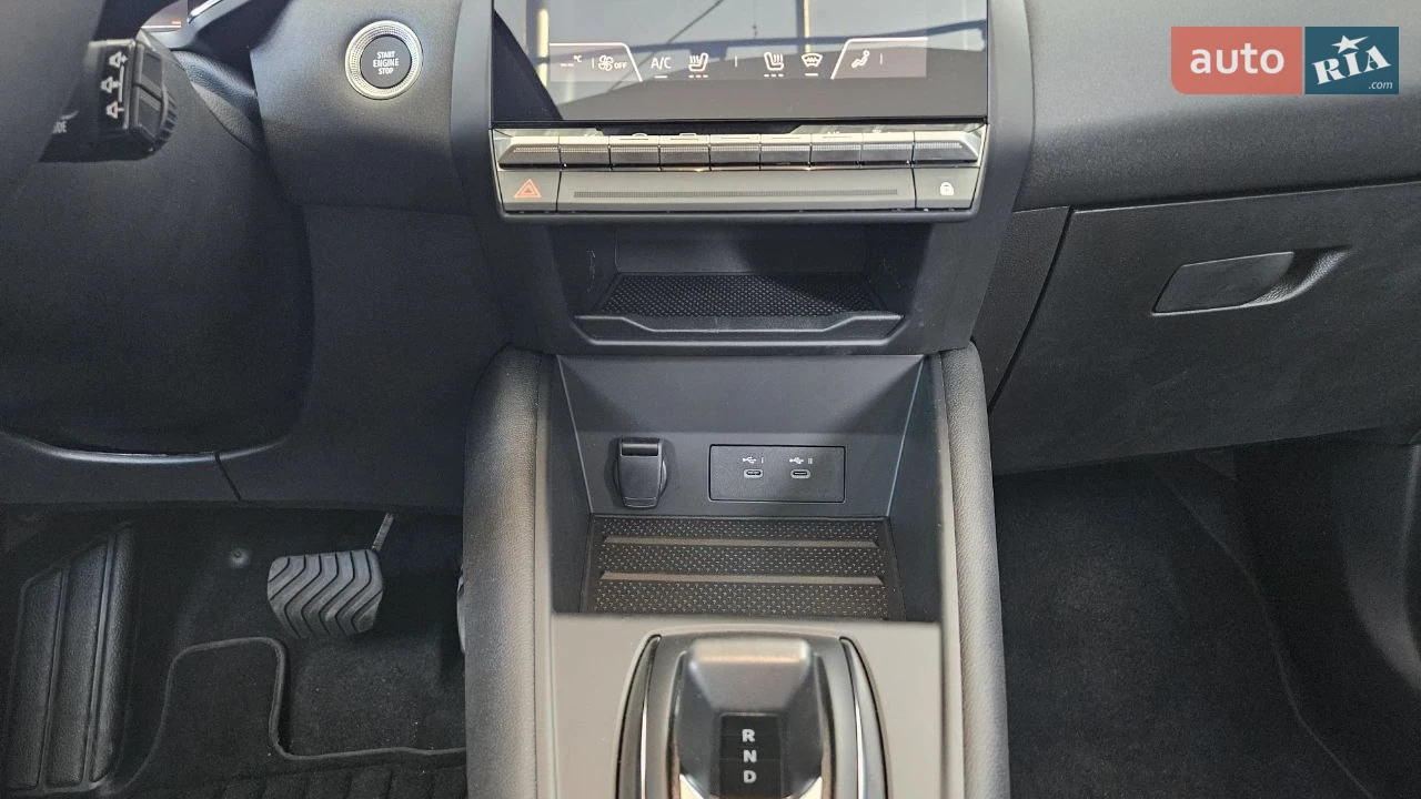 Renault-32