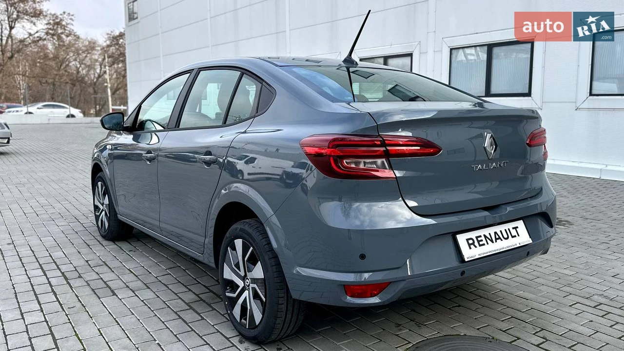 Renault-10