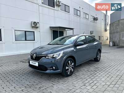 Renault Taliant Evolution 1.0 TCe MT (100 к.с.) 2025